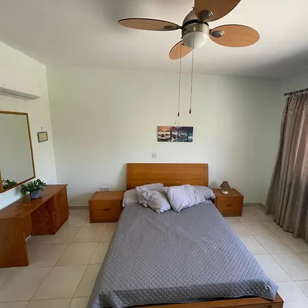 Sunny Bliss Apartment