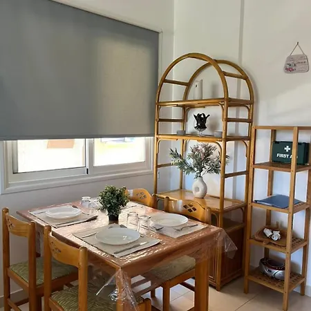 Sunny Bliss Apartment