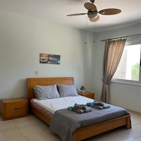 Sunny Bliss Apartment